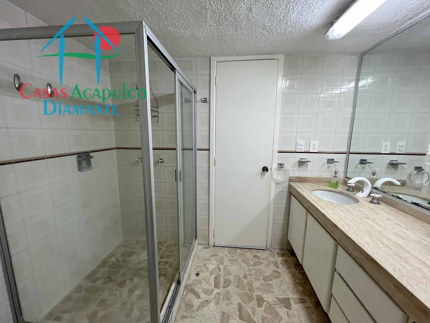 Country Club B 10 - Baño completo 2